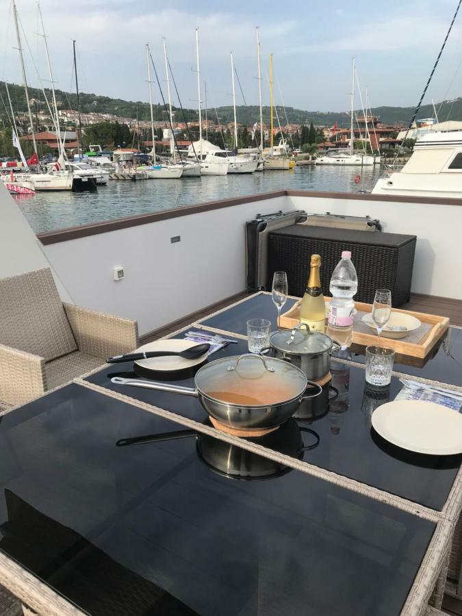 Villa Floating House Blue Moon Portoroz Exterior foto