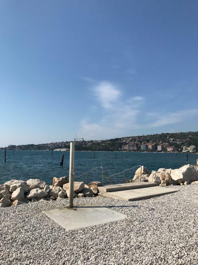 Villa Floating House Blue Moon Portoroz Exterior foto